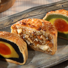 Load image into Gallery viewer, Traditional Recipe Mixed Nuts 祖传伍仁
